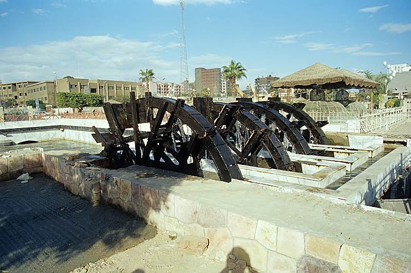 MadinatFayyumWaterWheel