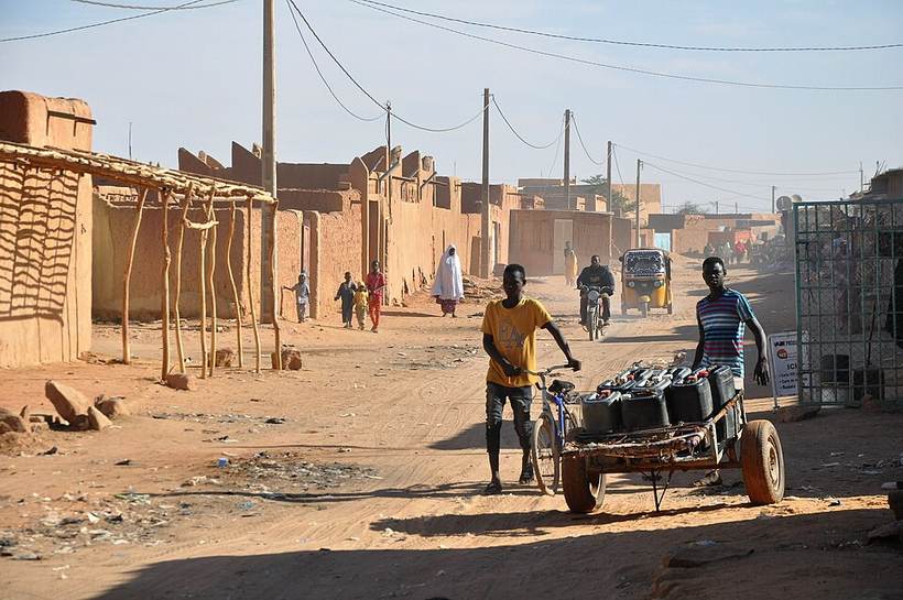 Niger, Arlit (18), street scene