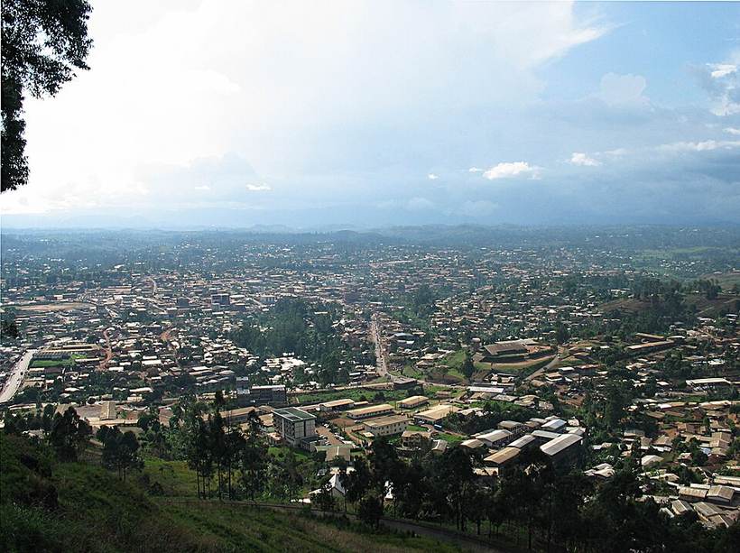 Bamenda from mountain road
