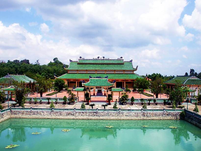 Nhà thờ chính Văn miếu Trấn Biên