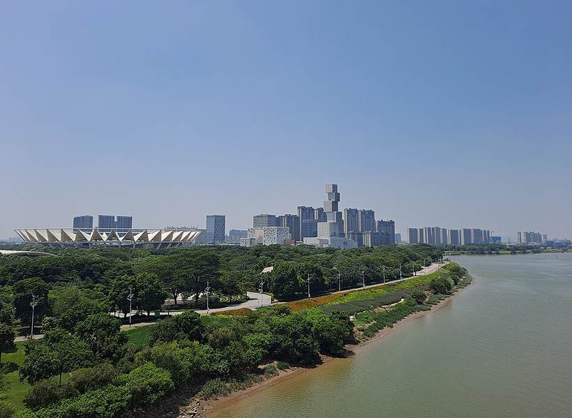 Century Lotus Sports Center & Fangta seen from Dongping Bridge
