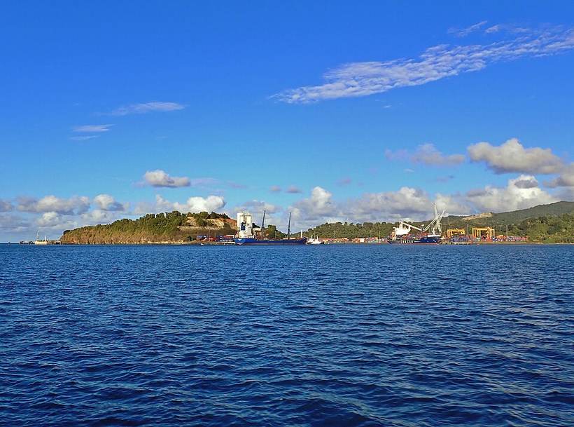 Port de Longoni