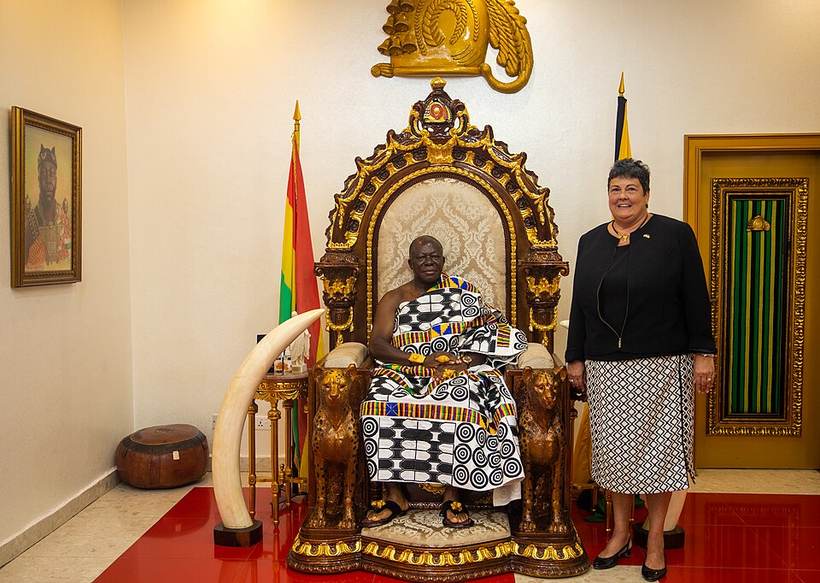 Virginia Palmer, Ambassador of the United States to Ghana, made her first visit to Kumasi to meet local leaders from September 29 to 30, 2022 - 5