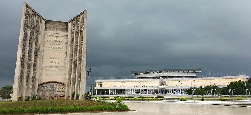 Monuments de l'indépendance et Palais des congrès de Lomé