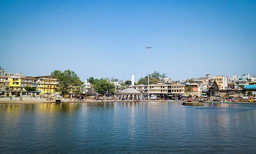 Gandhi Talav Godavari Nashik Maharashtra (cropped)
