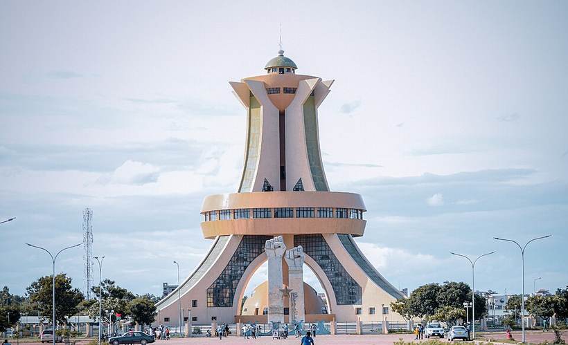 Monument aux héros nationaux - Ouagadougou - 2024