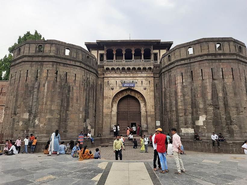 Shaniwar Wada Main Gate 01