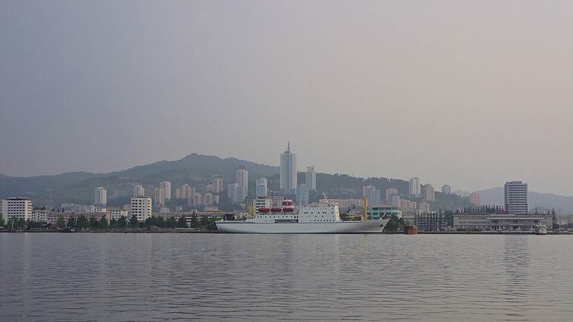 Wonsan DPRK Traveling with Young Pioneer Tours (16980316972)