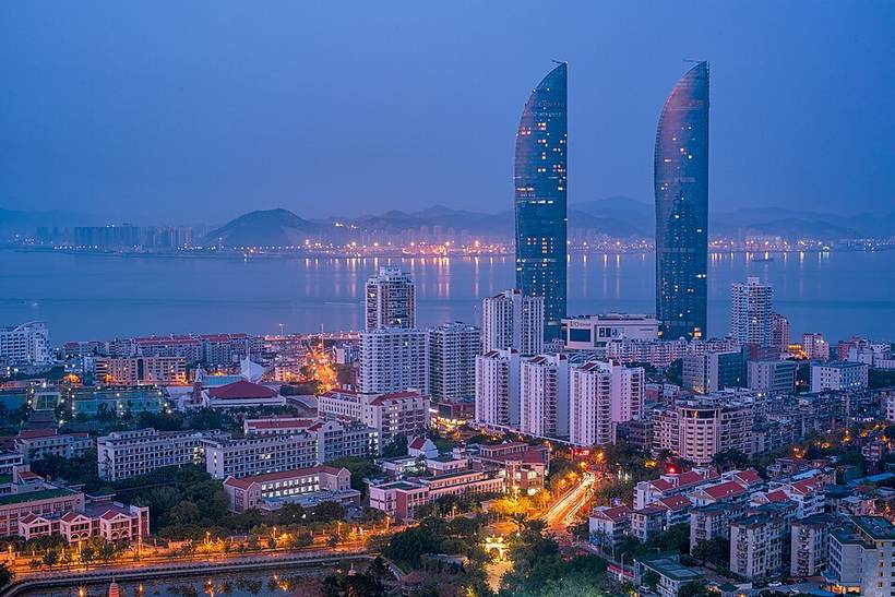 Xiamen night cityscape 2018 - Flickr - Jaykhuang