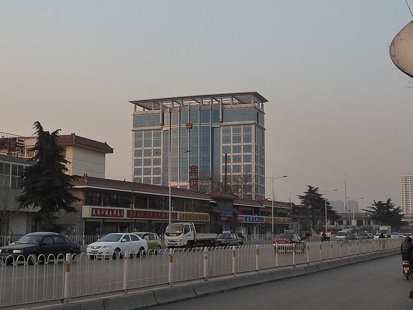Zoucheng - Yishan Rd - P1050964