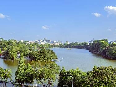 Hoàn Kiếm Lake