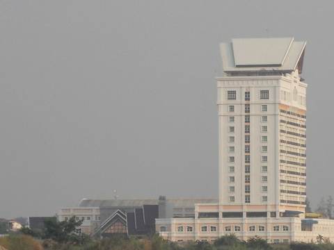 Don Chan Palace