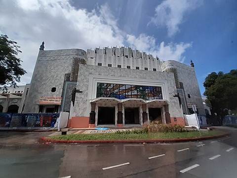 Manila Metropolitan Theatre