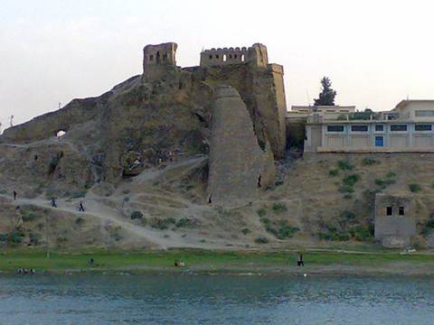 Bash Tapia Castle