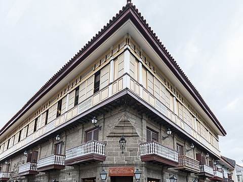 Casa Manila