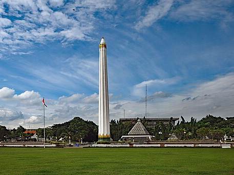Heroes Monument