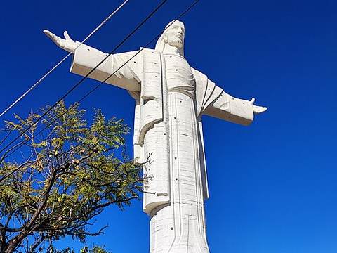 Cristo de la Concordia