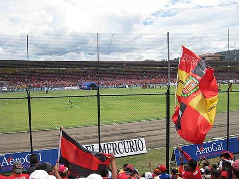 Estadio Alejandro Serrano Aguilar