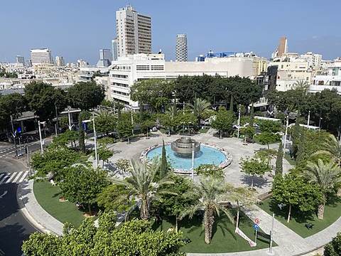 Dizengoff Square