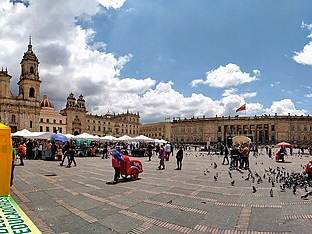Plaza de Bolívar