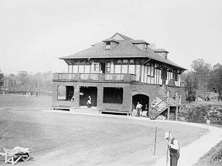 West Side Tennis Club