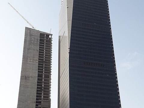 Bahria Icon Tower