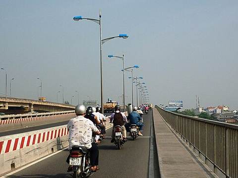 Bình Triệu Bridge