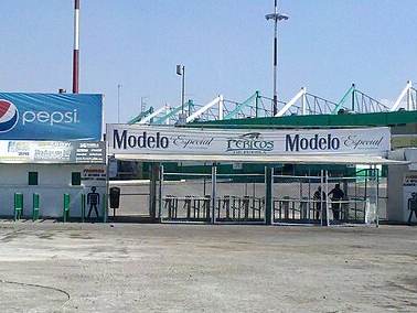 Estadio de Béisbol Hermanos Serdán