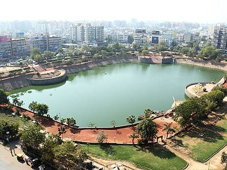 Vastrapur Lake
