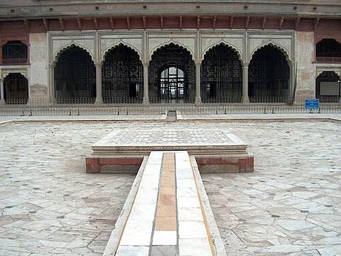 Sheesh Mahal