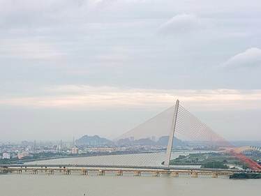 Tran Thi Ly Bridge