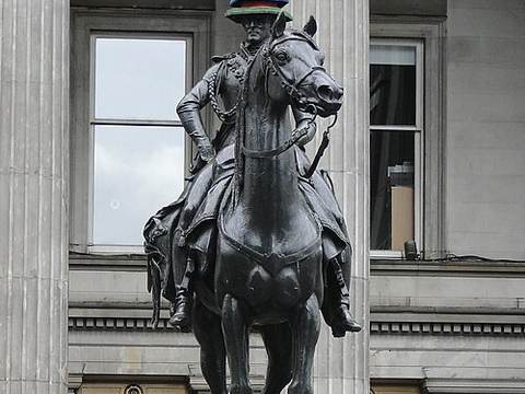 equestrian statue of the Duke of Wellington
