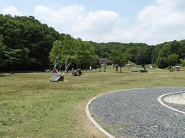 Yuldong Park