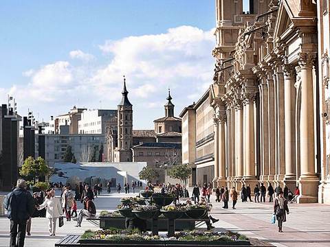 Plaza de Nuestra Señora del Pilar