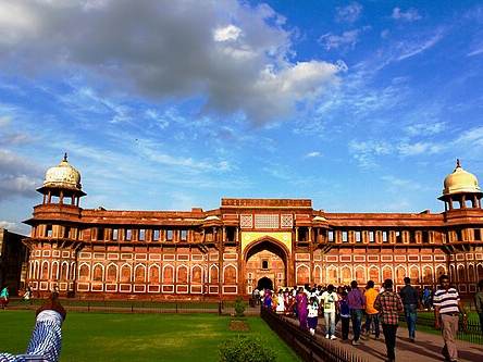 Akbari Mahal